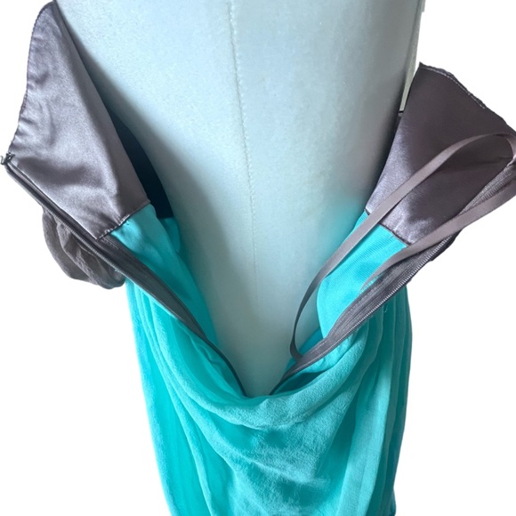 NWT BEBE Mini - Picture 5 of 9